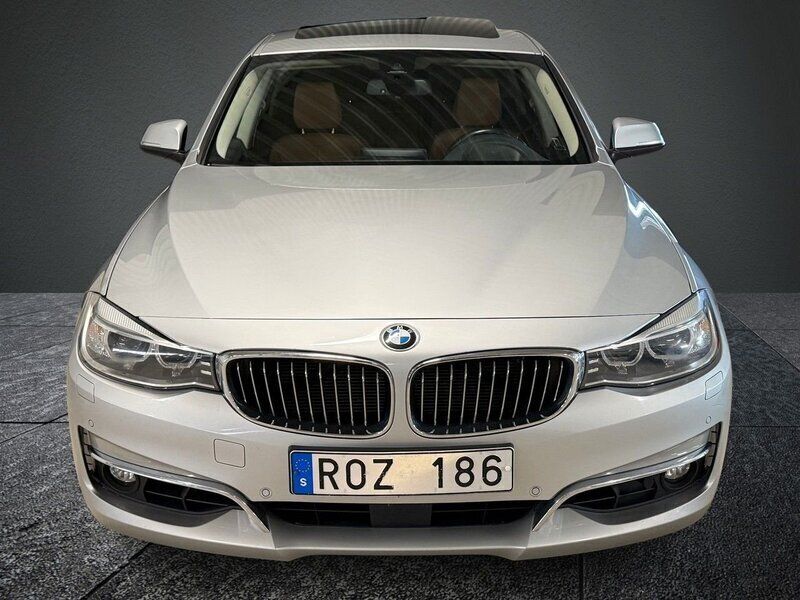 Begagnad BMW 335 Gran Turismo Luxury Line 306 HK (225 kW) 2013 Silver Halvkombi