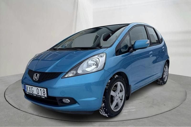 Ljusblå Begagnad 2011 Honda Jazz Halvkombi | 79 000 kr (Superpris) - Bild 1/4