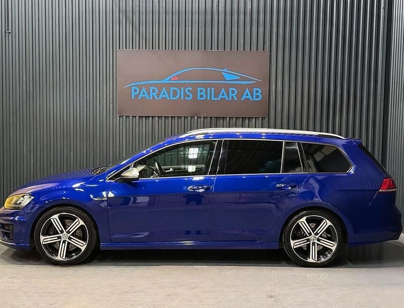 Begagnad VW Golf VII R 301 HK (221 kW) 2016 Blå Kombi