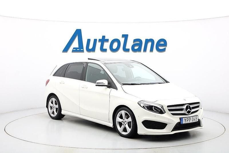 Vit Begagnad 2017 Mercedes B180 AMG Minibuss | 179 900 kr (Marknadspris) - Bild 1/3