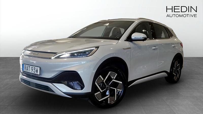 Vit (white) Begagnad 2023 BYD Atto 3 Comfort SUV | 289 900 kr (Marknadspris) - Bild 1/4