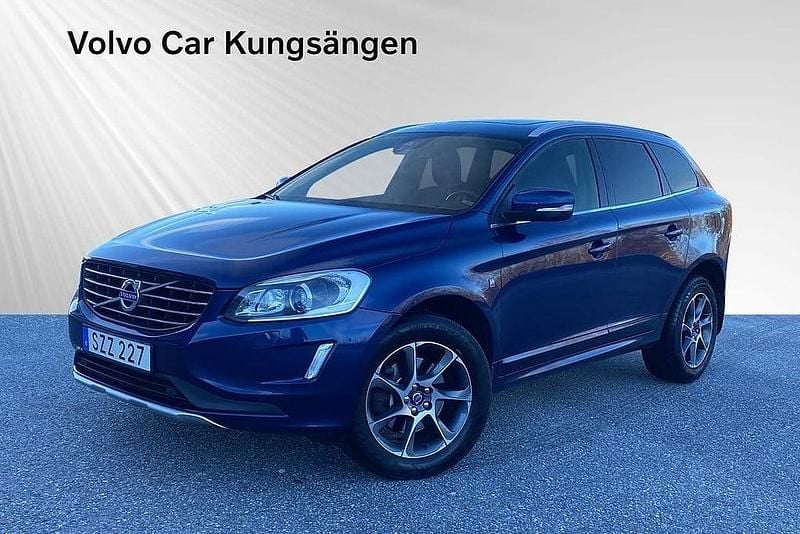 Blå Begagnad 2015 Volvo XC60 Business Edition SUV | 199 800 kr (Marknadspris) - Bild 1/4