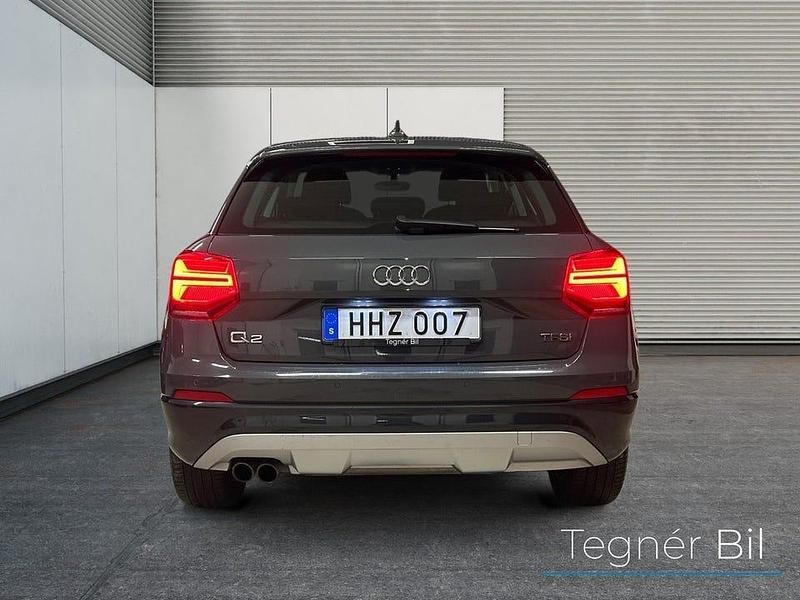 Begagnad Audi Q2 150 HK (110 kW) 2017 Grå SUV