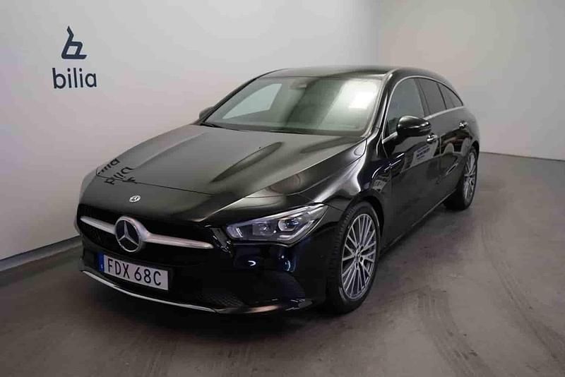 Svart Begagnad 2020 Mercedes CLA200 Shooting Brake Kombi | 279 500 kr (Marknadspris) - Bild 1/1