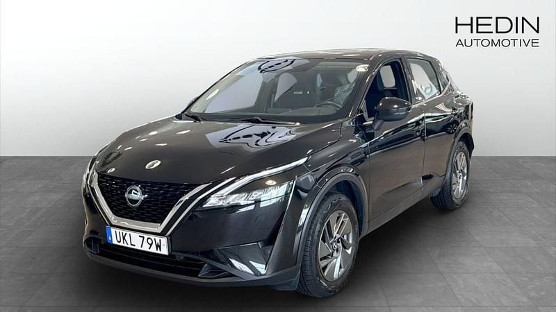 Svart (black) Begagnad 2022 Nissan Qashqai Acenta SUV | 229 900 kr (Bra pris) - Bild 1/4