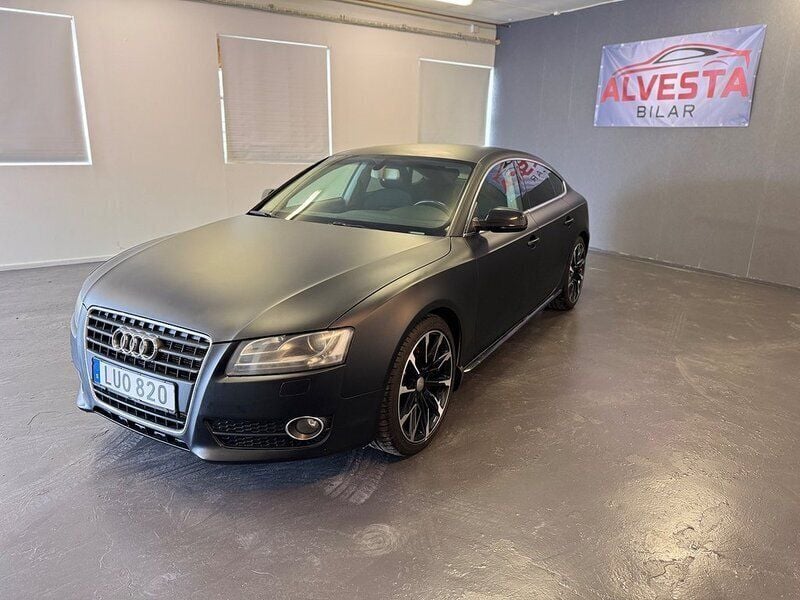 Silver Begagnad 2011 Audi A5 Sportback Comfort Halvkombi | 124 900 kr (Marknadspris) - Bild 1/4