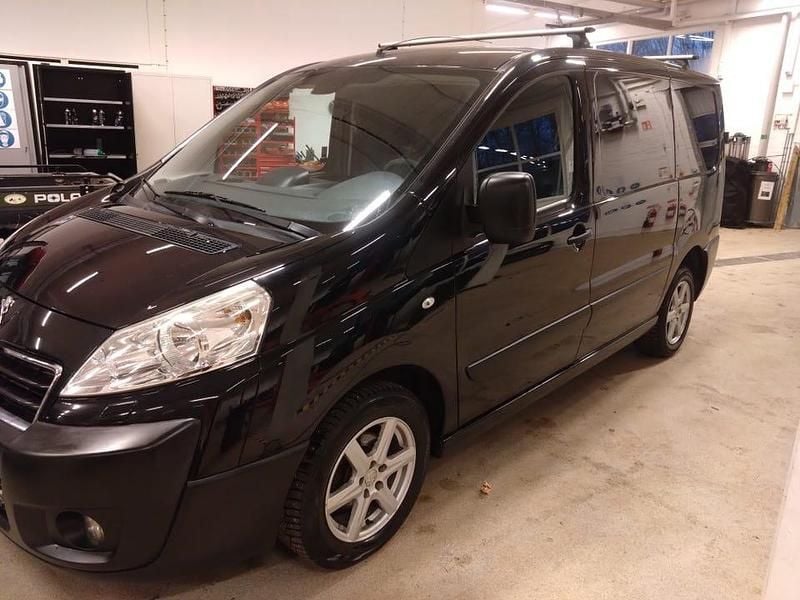 Svart Begagnad 2013 Peugeot Expert Van | 45 000 kr (Marknadspris) - Bild 1/4