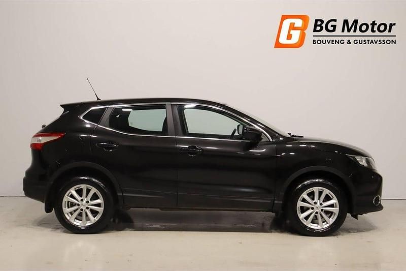 Begagnad Nissan Qashqai 116 HK (85 kW) 2015 Svart SUV