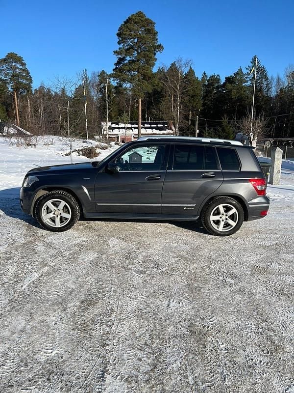 Begagnad Mercedes GLK220 170 HK (125 kW) 2010 Mörk grå SUV