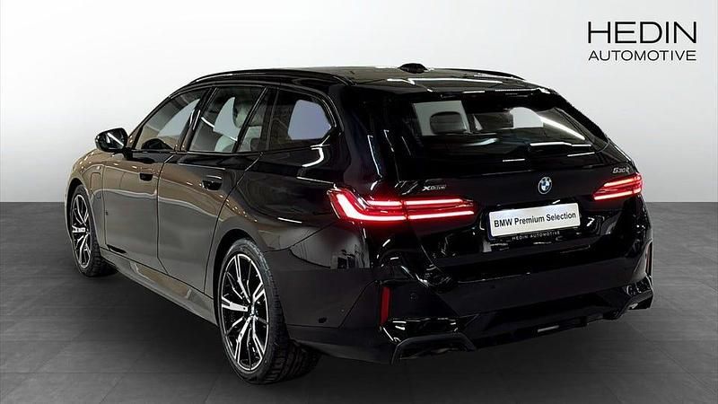 Begagnad BMW 530 M Sport 299 HK (219 kW) 2025 Svart Kombi