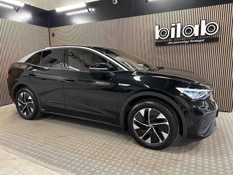 Begagnad VW ID.5 Pro Performance 150 kW (204 HK) 2022 Svart SUV