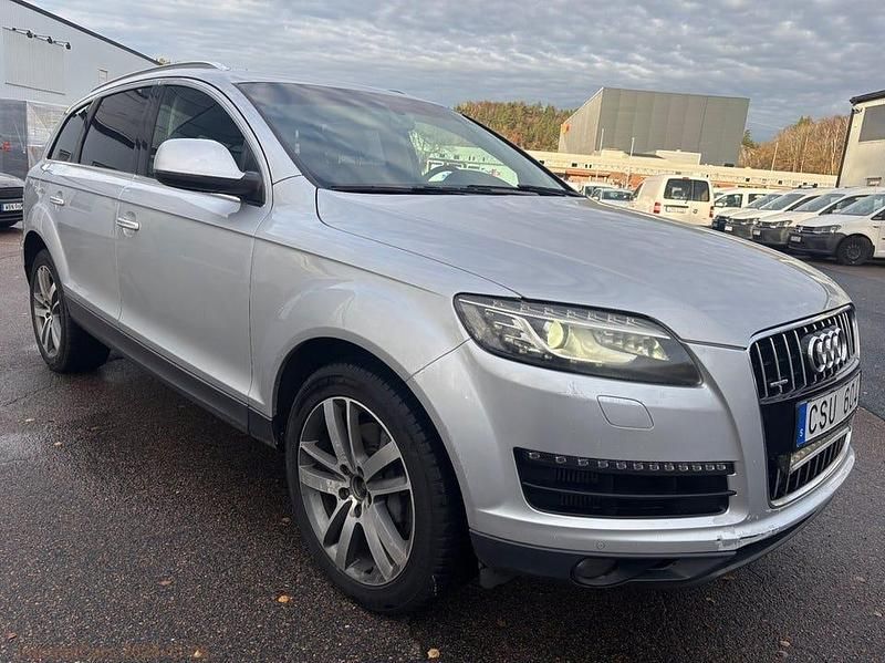 Begagnad Audi Q7 239 HK (175 kW) 2009 Silver SUV