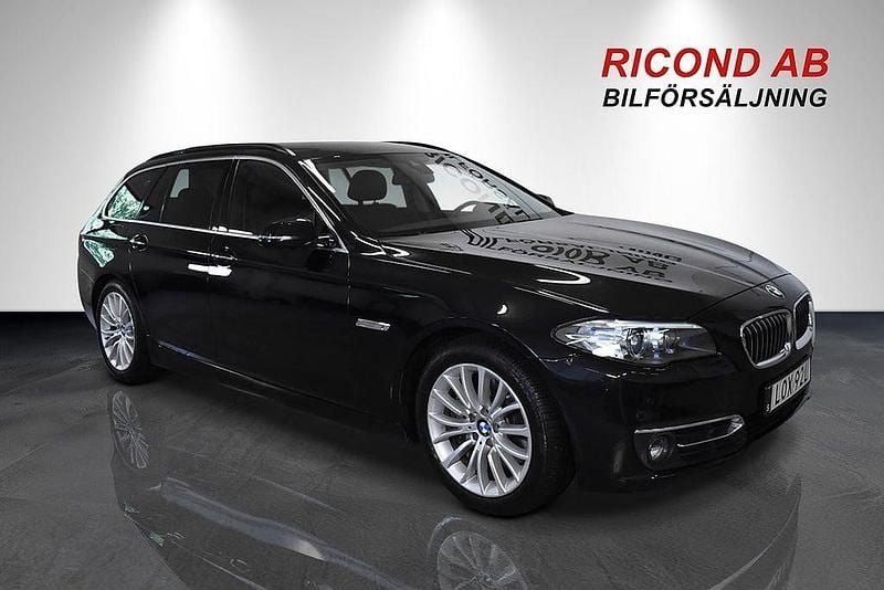 Svart Begagnad 2015 BMW 530 Luxury Line Kombi | 199 900 kr (Marknadspris) - Bild 1/4