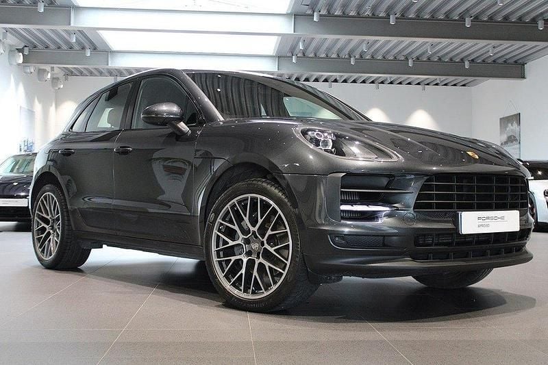 Mörkgrå Begagnad 2019 Porsche Macan S SUV | 555 000 kr (Marknadspris) - Bild 1/4