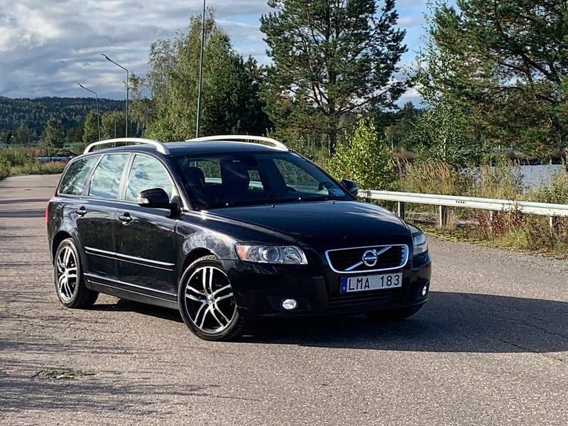 Begagnad 2012 Volvo V50 Kombi | 55 000 kr (Marknadspris) - Bild 1/4