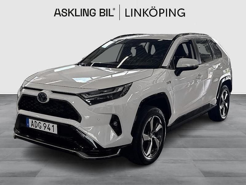 Vit Begagnad 2022 Toyota RAV4 Hybrid Active SUV | 415 000 kr (Marknadspris) - Bild 1/4