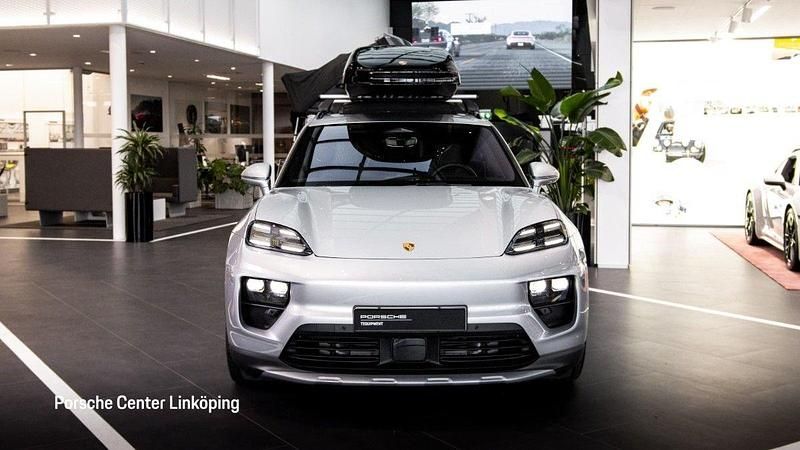 Begagnad Porsche Macan 300 kW (408 HK) 2025 Silver SUV
