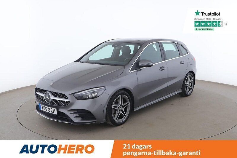 Mörkgrå Begagnad 2019 Mercedes B200 AMG Minibuss | 276 000 kr - Bild 1/4