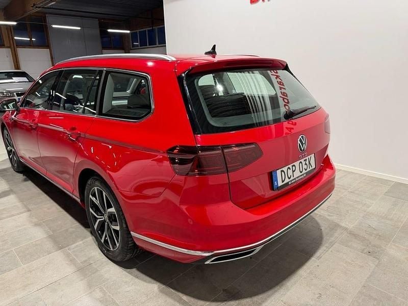 Begagnad VW Passat GTE 218 HK (160 kW) 2020 Röd Kombi