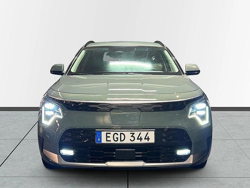 Begagnad Kia e-Niro Advance 150 kW (204 HK) 2023 Grön SUV