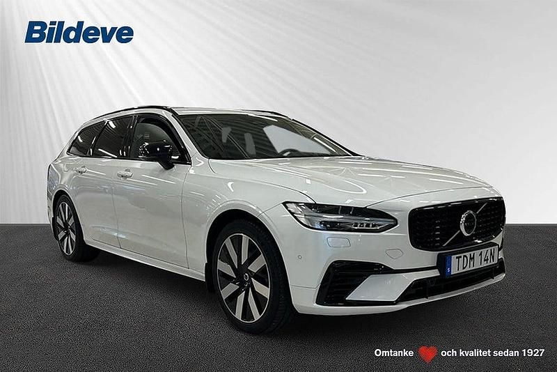 Vit Begagnad 2024 Volvo V90 Plus Kombi | 469 900 kr (Bra pris) - Bild 1/4