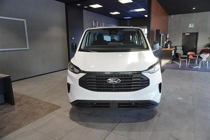 Begagnad Ford Transit Custom Trend 170 HK (125 kW) 2024 Vit Kombi