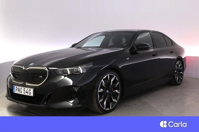 Svart Begagnad 2023 BMW i5 Comfort Edition Sedan | 811 900 kr - Bild 1/4