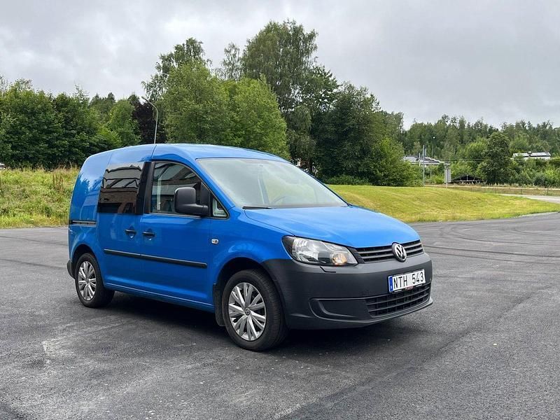Blå Begagnad 2011 VW Caddy Minibuss | 79 900 kr (Marknadspris) - Bild 1/4
