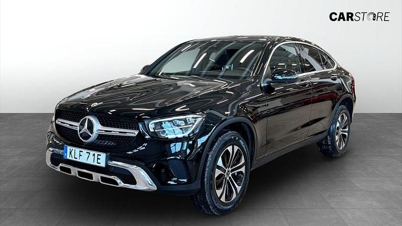 Begagnad Mercedes GLC300 2022 Svart Sportkupé