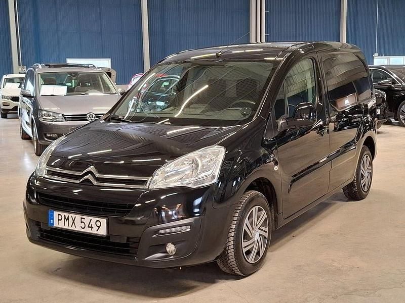 Begagnad Citroën Berlingo 99 HK (72 kW) 2017 Svart Minibuss