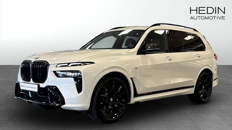 Vit (white) Begagnad 2025 BMW X7 Comfort Edition SUV | 1 158 700 kr - Bild 1/4