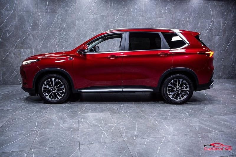 Begagnad Maxus D60e 130 kW (177 HK) 2021 Röd SUV