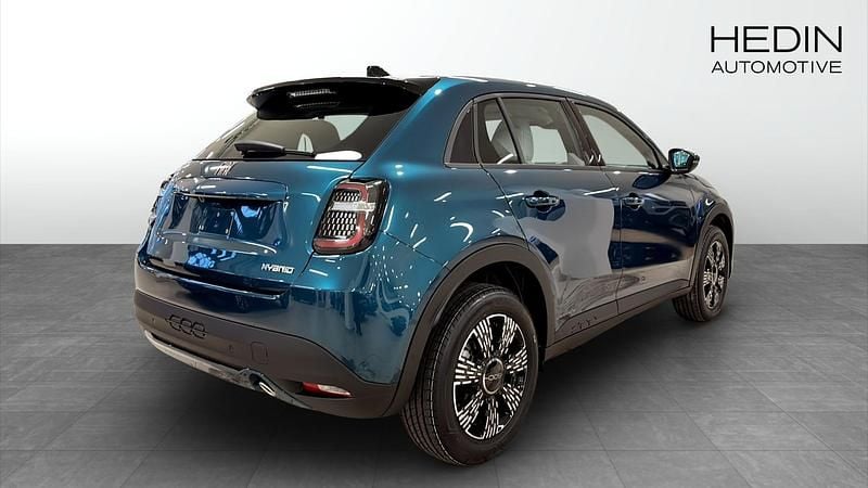 Ny Fiat 600 Icon 110 HK (80 kW) 2025 Blå Halvkombi