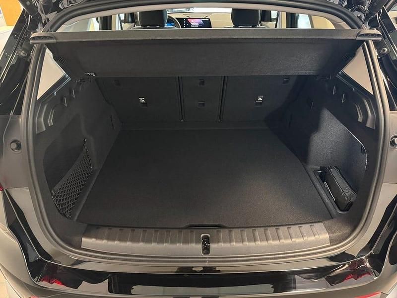 Begagnad BMW iX1 150 kW (204 HK) 2025 Svart SUV