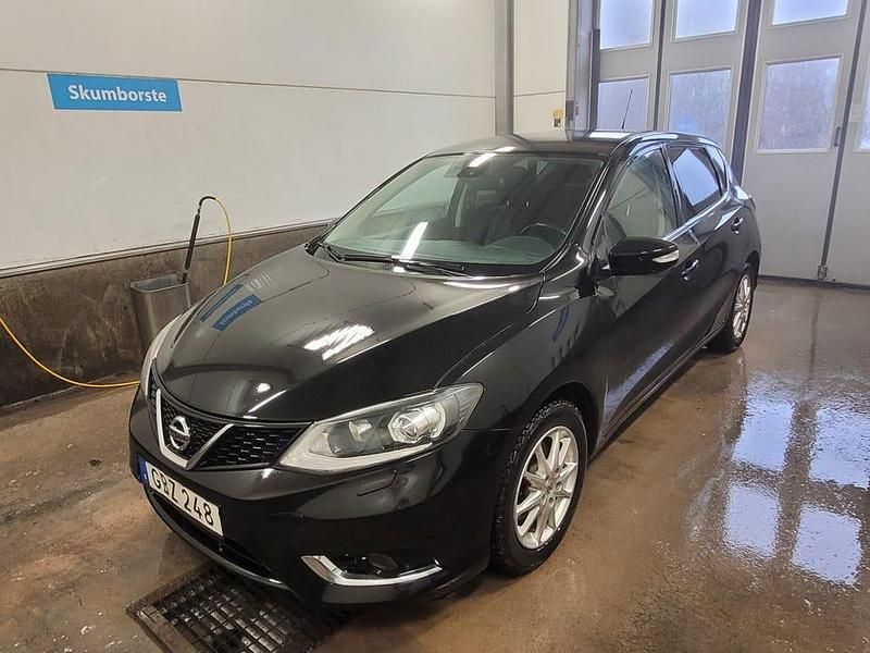 Begagnad Nissan Pulsar 190 HK (139 kW) 2016 Halvkombi