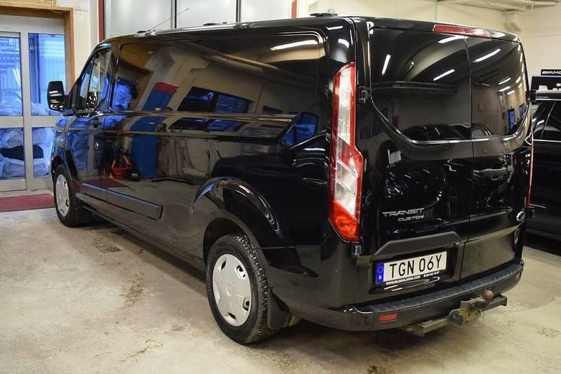 Begagnad Ford Transit Custom S 131 HK (96 kW) 2022 Svart