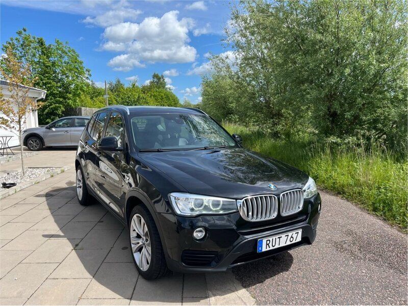 Svart Begagnad 2015 BMW X3 SUV | 195 000 kr (Marknadspris) - Bild 1/4