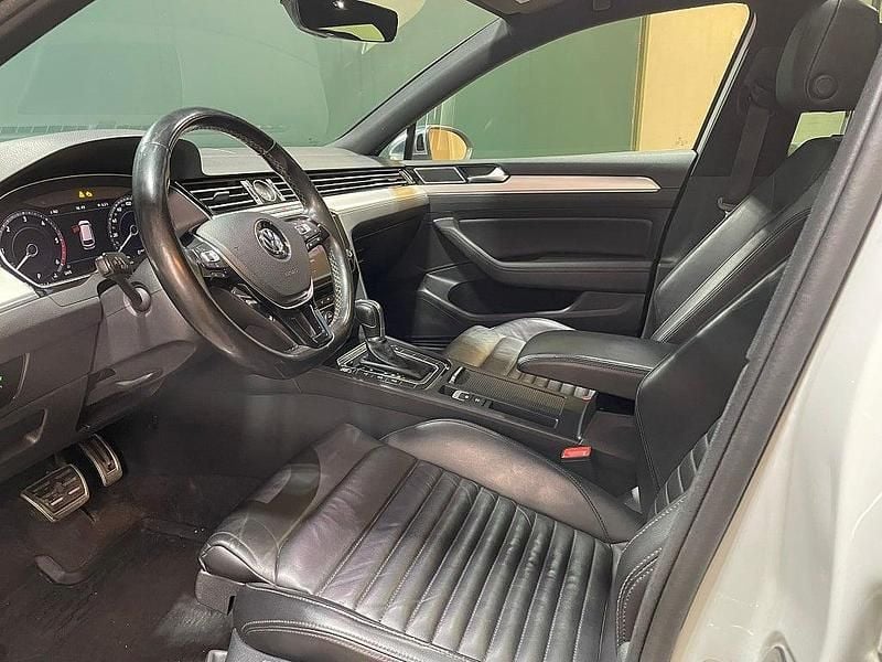 Begagnad VW Passat Alltrack 239 HK (175 kW) 2017 Vit Kombi