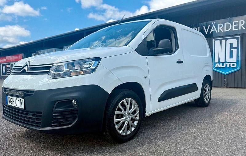 Vit Begagnad 2019 Citroën Berlingo Minibuss | 154 900 kr (Bra pris) - Bild 1/4
