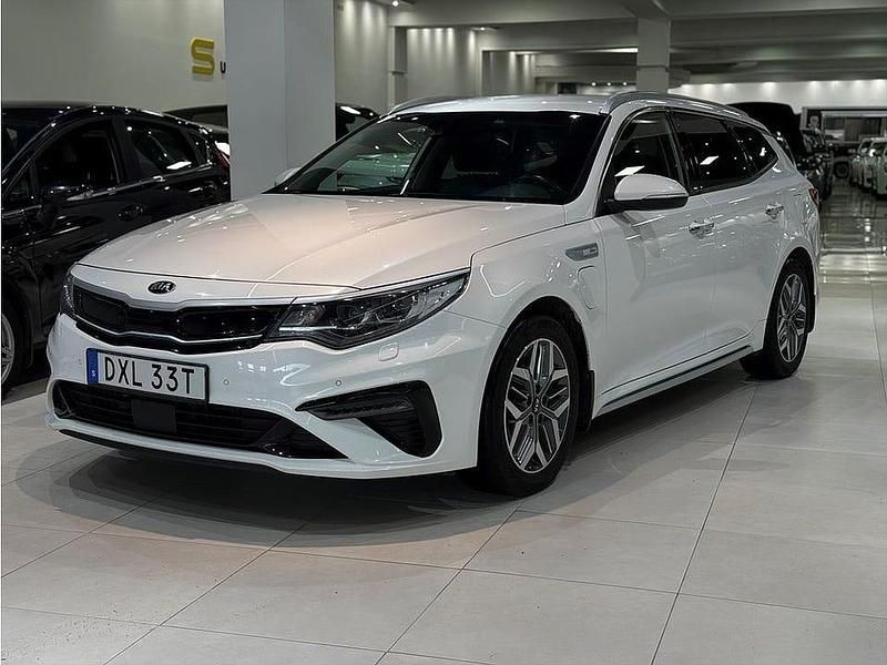 Vit Begagnad 2019 Kia Optima Sport Kombi | 149 900 kr (Marknadspris) - Bild 1/4