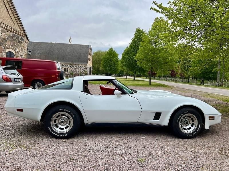 Begagnad Chevrolet Corvette 193 HK (141 kW) 1980 Sportkupé