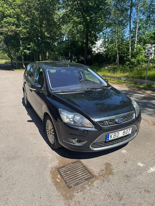 Begagnad Ford Focus 125 HK (91 kW) 2010 Kombi