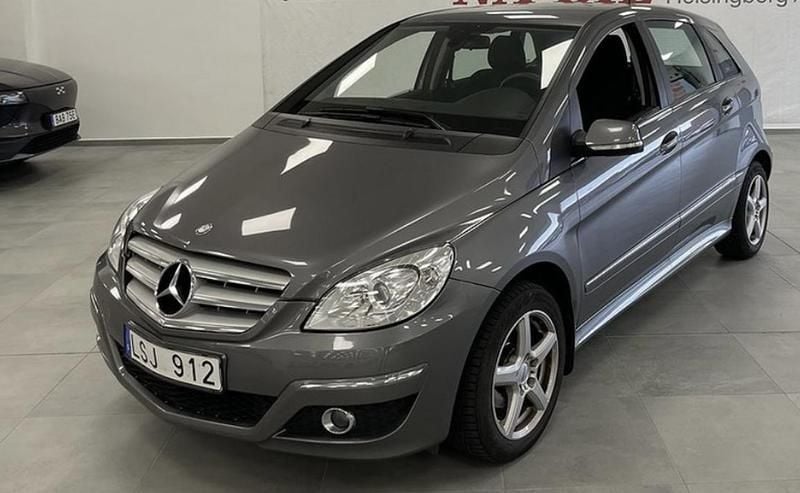 Silver Begagnad 2011 Mercedes B180 Minibuss | 65 000 kr (Marknadspris) - Bild 1/2
