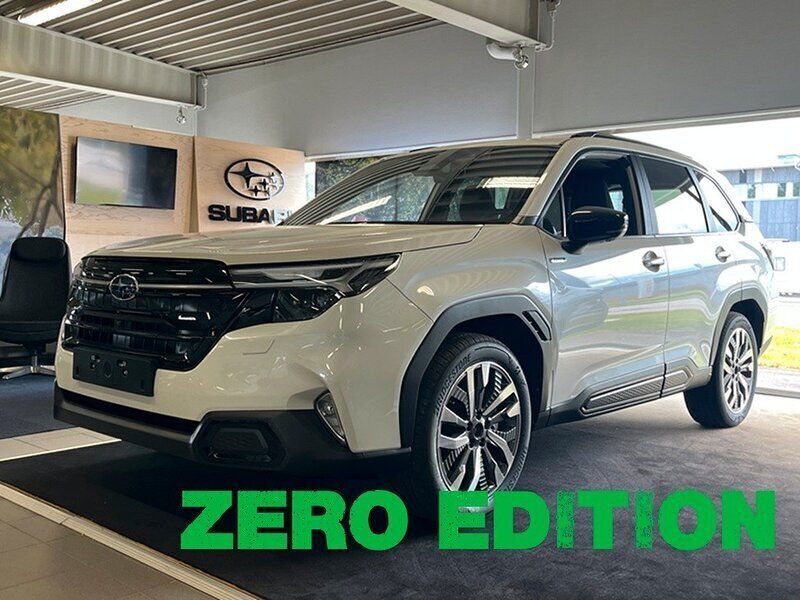 Vit Ny 2024 Subaru Forester SUV | 454 900 kr (Marknadspris) - Bild 1/2