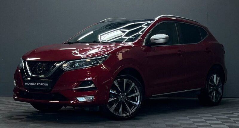 Röd Begagnad 2020 Nissan Qashqai Tekna SUV | 189 900 kr (Marknadspris) - Bild 1/4
