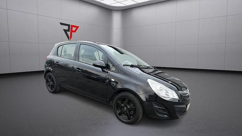 Svart Begagnad 2013 Opel Corsa Halvkombi | 57 500 kr (Lite dyr) - Bild 1/4