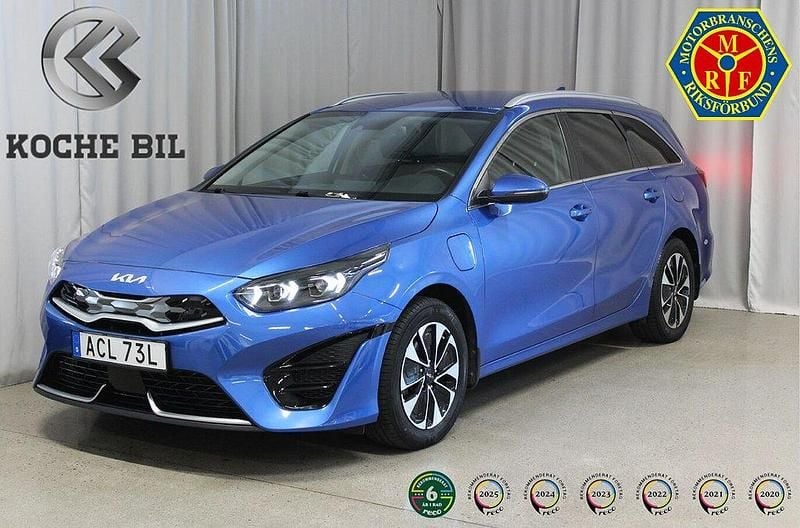 Blå Begagnad 2022 Kia Ceed Advance Kombi | 259 900 kr (Lite dyr) - Bild 1/4