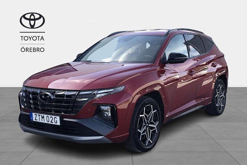 Röd Begagnad 2021 Hyundai Tucson Advanced SUV | 349 900 kr (Marknadspris) - Bild 1/4