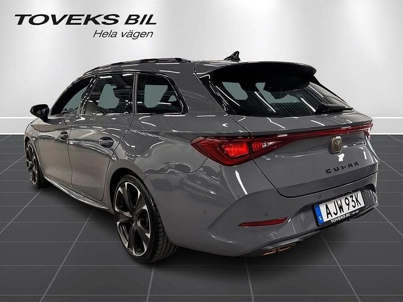 Begagnad Cupra Leon VZ 150 HK (110 kW) 2022 Graphene grey