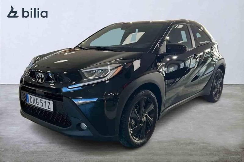 Svart Ny 2025 Toyota Aygo X SUV | 219 800 kr - Bild 1/1